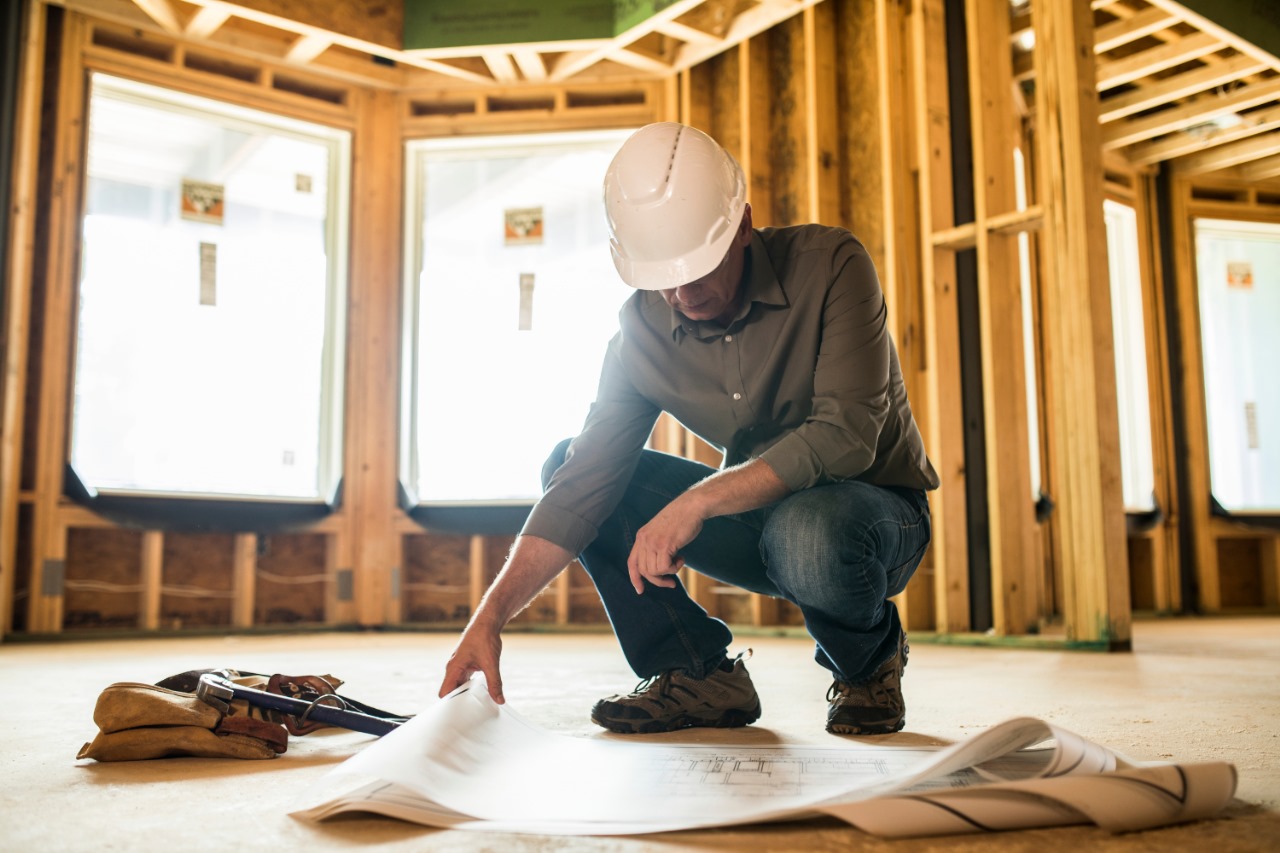 Benefits of Combining Classroom and On-the-Job Learning in Electrician Apprenticeship Hawaii