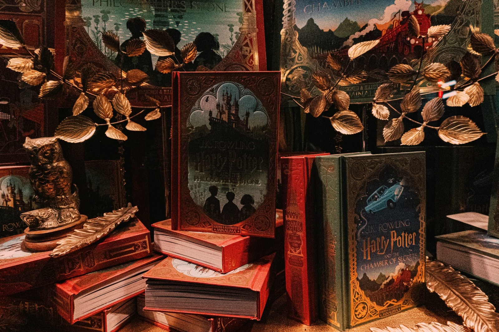 How Fire Demon Captivates Readers in the Raynes Legacy Series