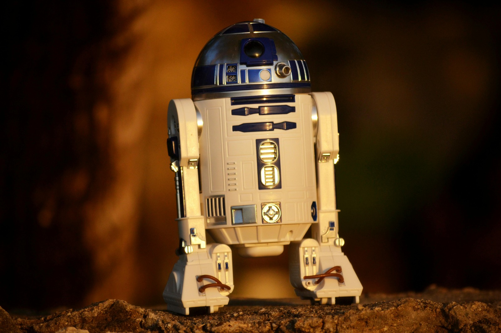 Incident Response Context Building at Machine Speed